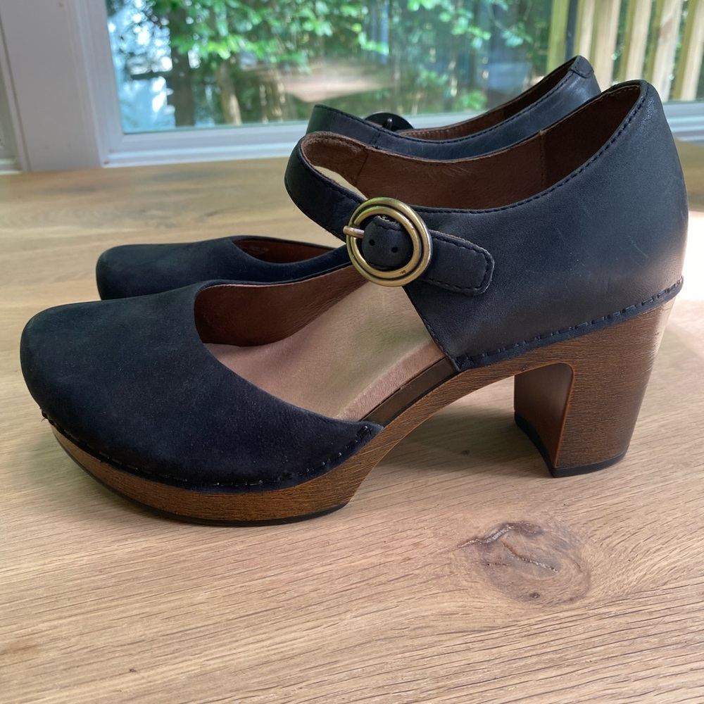 Dansko Dorothy Platform Mary Jane Pumps